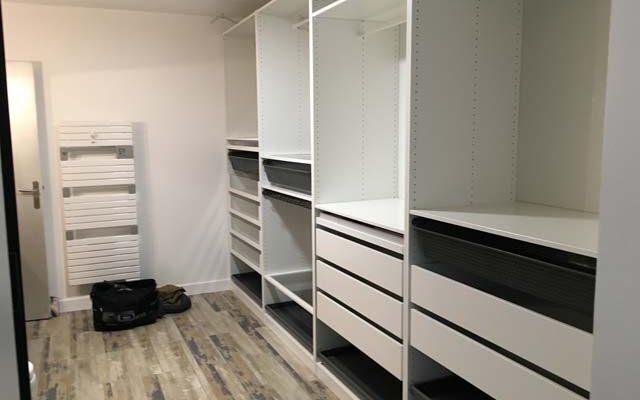 Montage de meuble fr - 30 Montage de meuble fr - 30